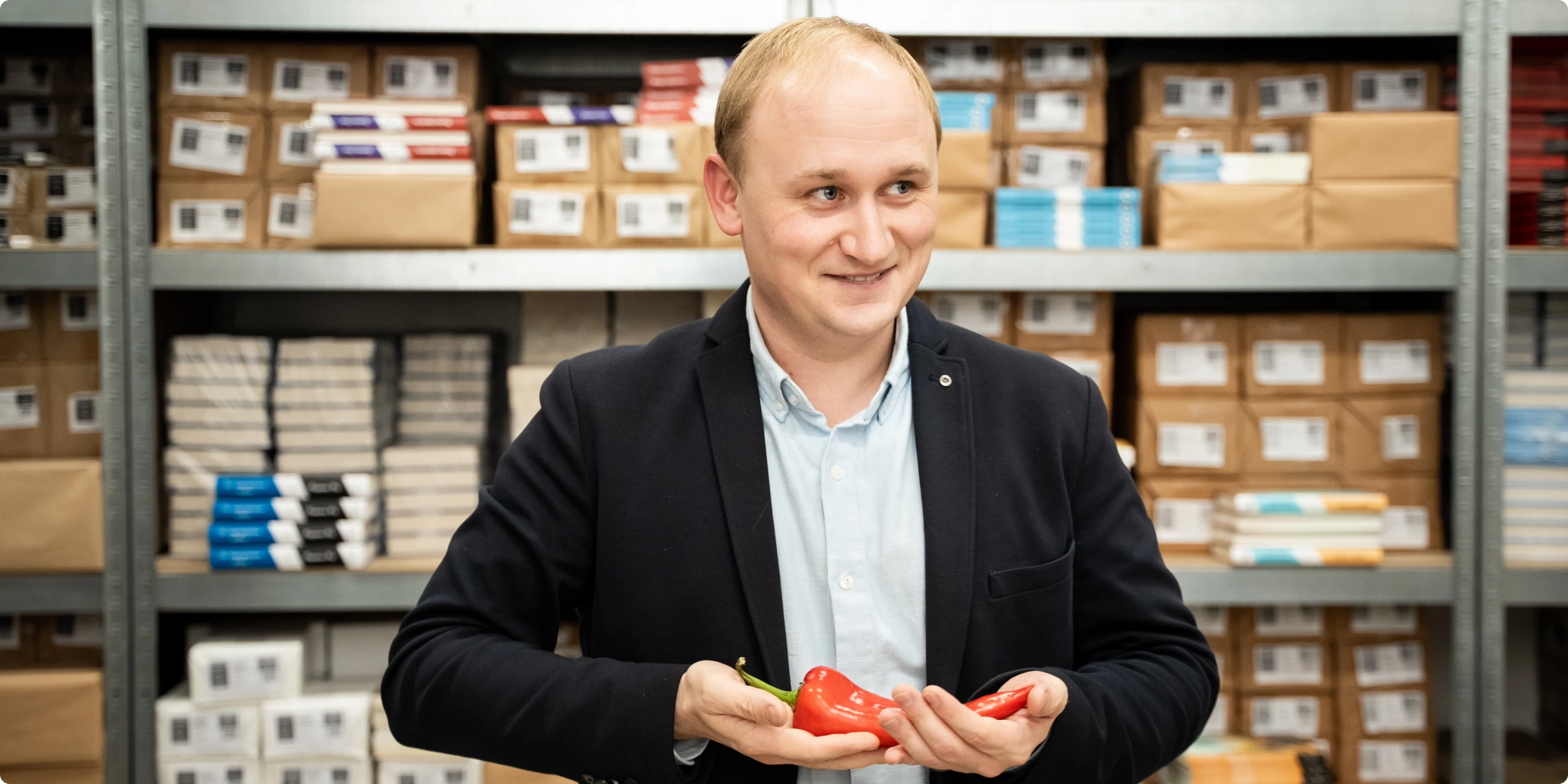 Антон Мартинов