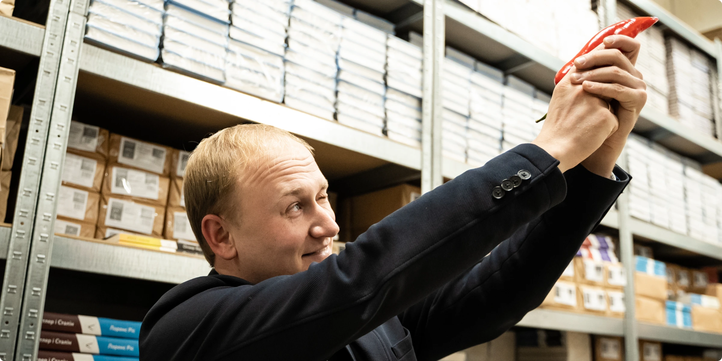 Антон Мартинов