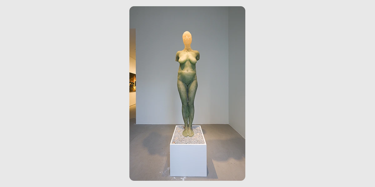 Double Q Gallery, Гонконг..png;