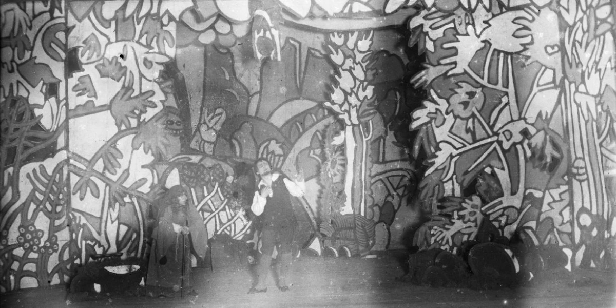 Декорації «Затоплений дзвін» (1918). Лісова бабуся – Ольга Городиська, Гайнріх – Семен Семдор
